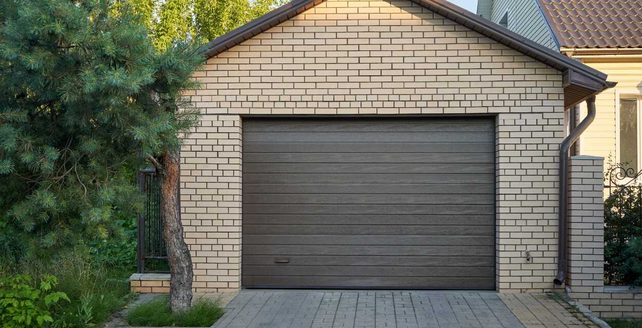 Comment installer un batardeau pour votre garage ?