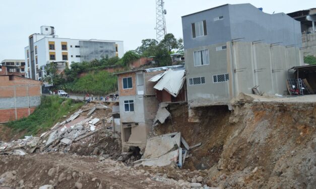 Influence de la topographie sur les inondations: Étudier comment la forme du terrain et l’altitude affectent la propagation des inondations